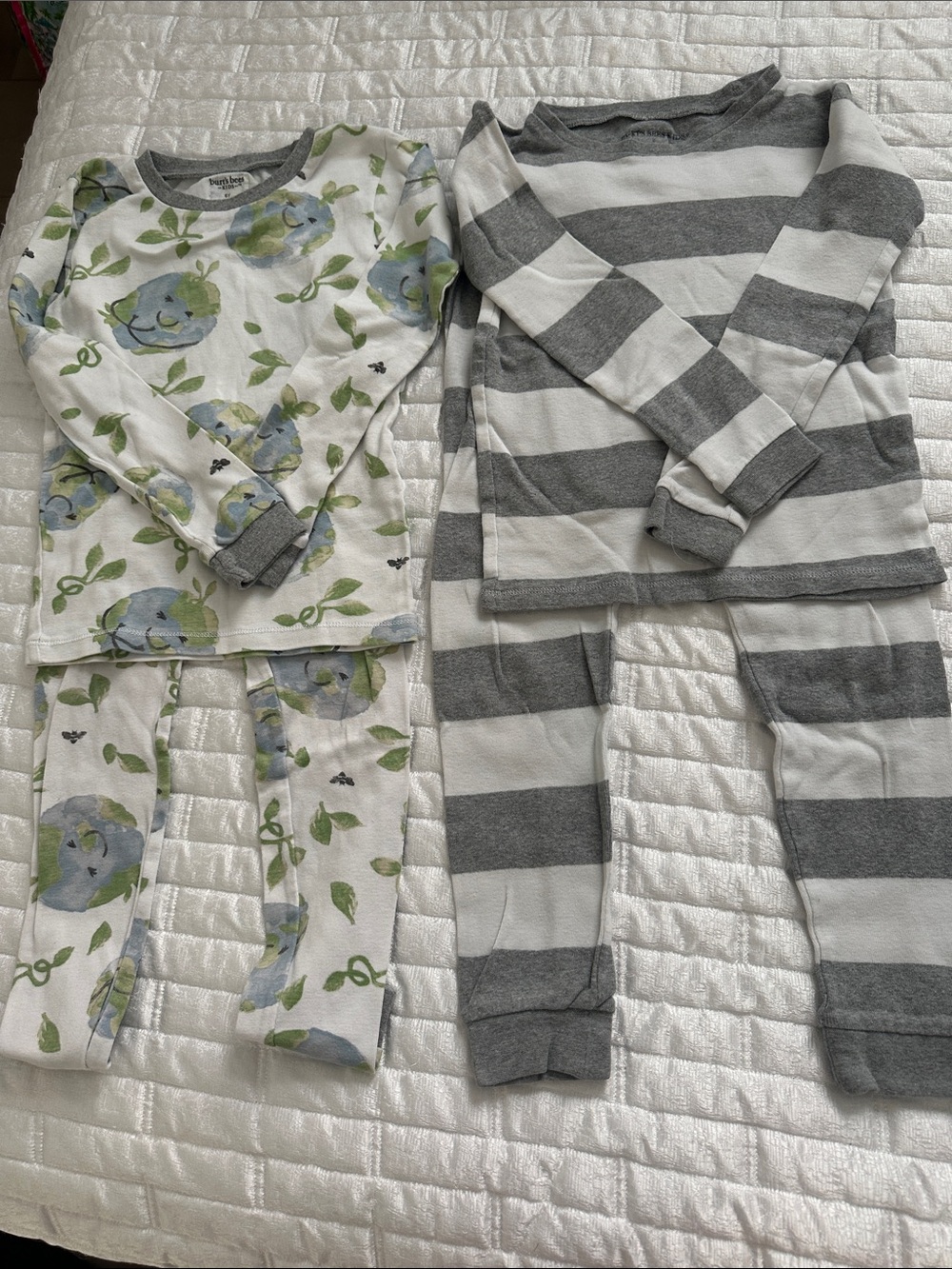 Burts’s Bees organic Two-Pack Long Sleeve Pajama Sets